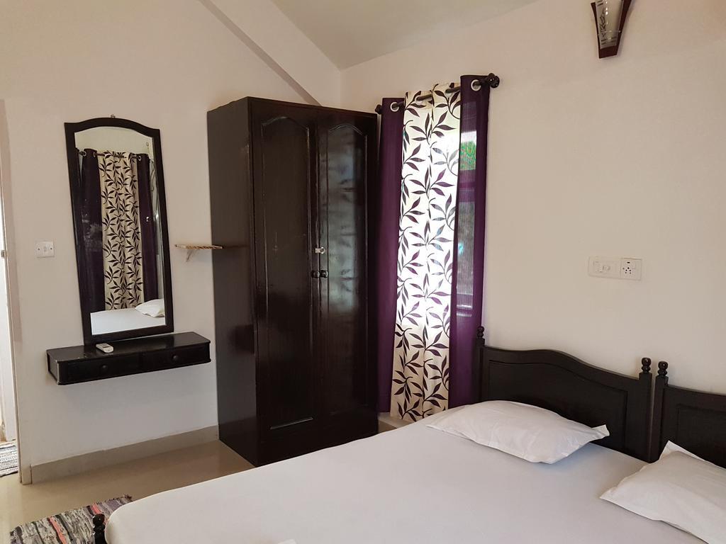 Nk Royal Palms Apartment
